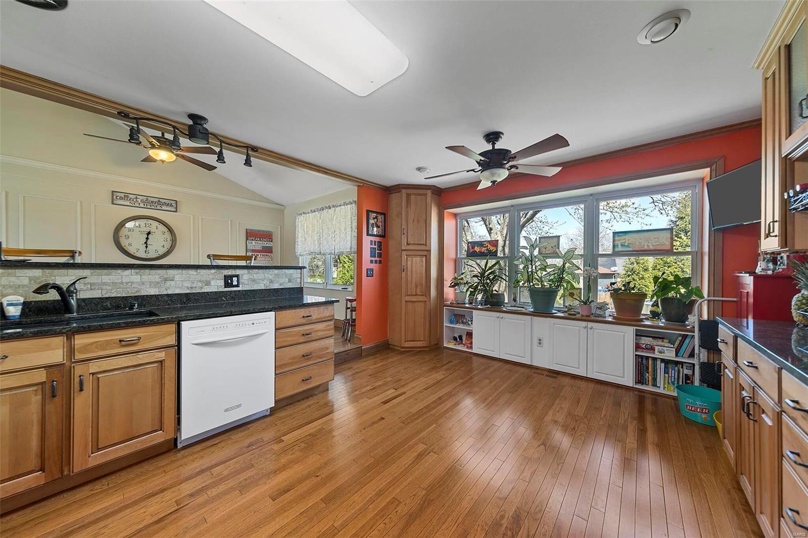 Oak Creek Hills - Residential