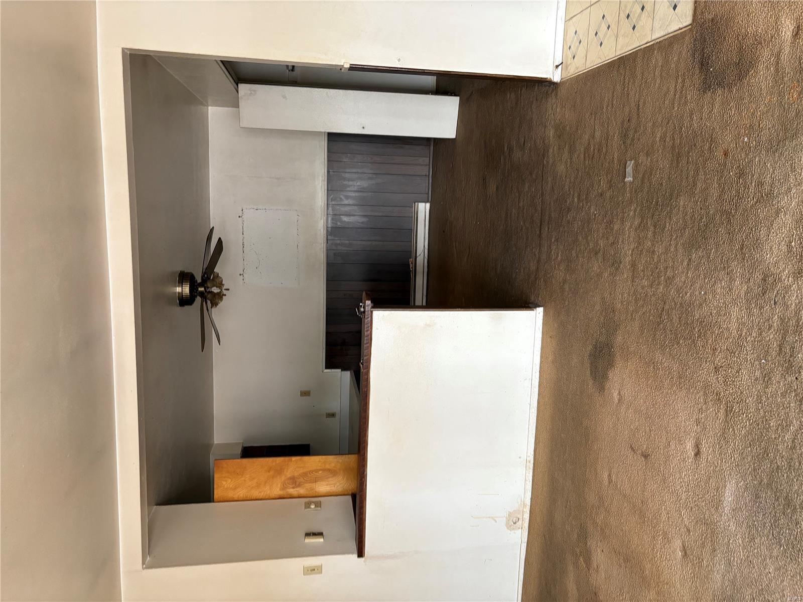 Hazelcrest Condo - Residential