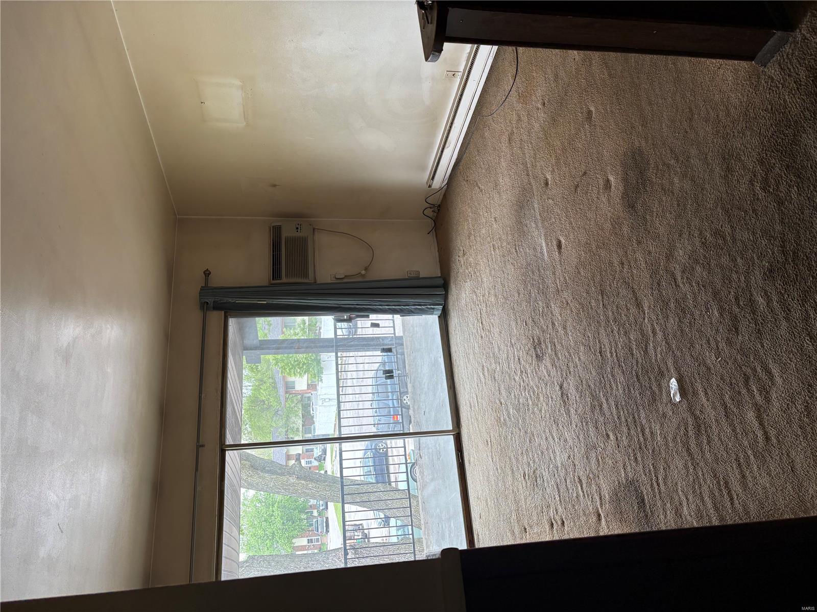 Hazelcrest Condo - Residential