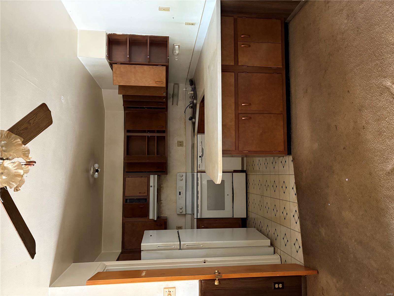 Hazelcrest Condo - Residential