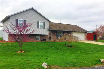 Update! Sellers have added a brand new roof with 30 year shingles.
Beautifully updated home with new back splash, counters, flooring, vanities & so much more!  Meticulous attention to detail & classic tasteful design is why this home exceeds expectations!  But wait there's MORE! Gorgeous raised garden, blackberry, blueberry, raspberry bushes, Peach, Cherry, Apple & Plum trees & of course, Strawberries!  Also features a 10x6 storage shed.  181 Mellissas is Everything you have always wanted! Priced to sell quickly!
