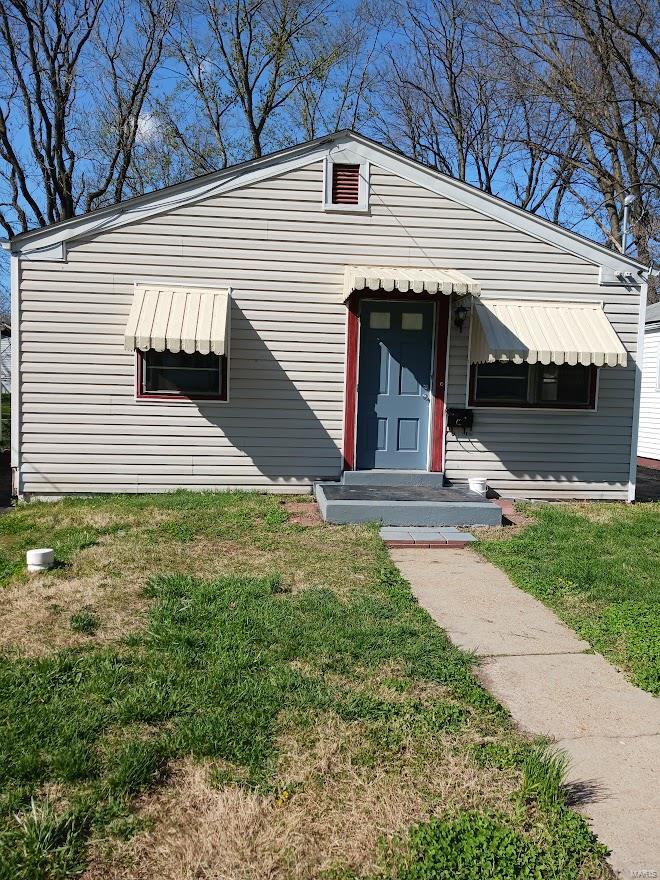 For comp purposes only. Renovated and rented at 950 a month