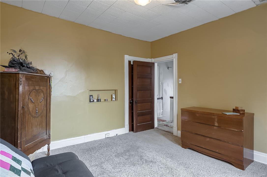 Russell Place Add - Residential