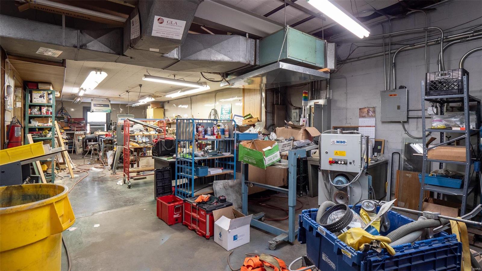 Charlack - Commercial Sale