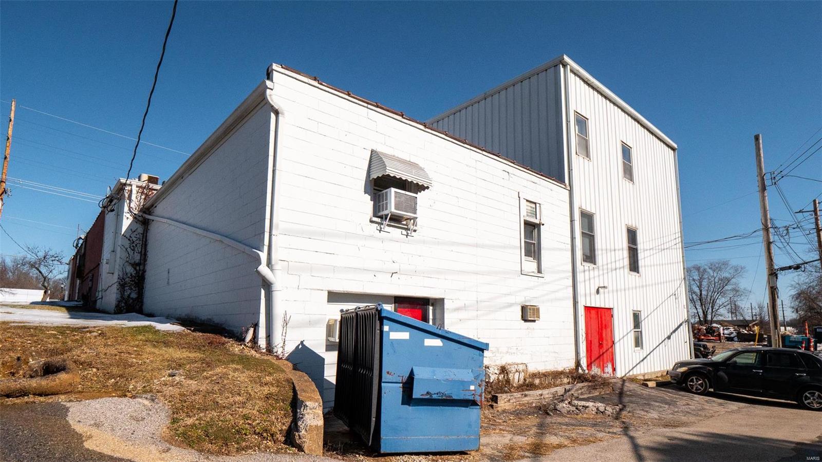 Charlack - Commercial Sale