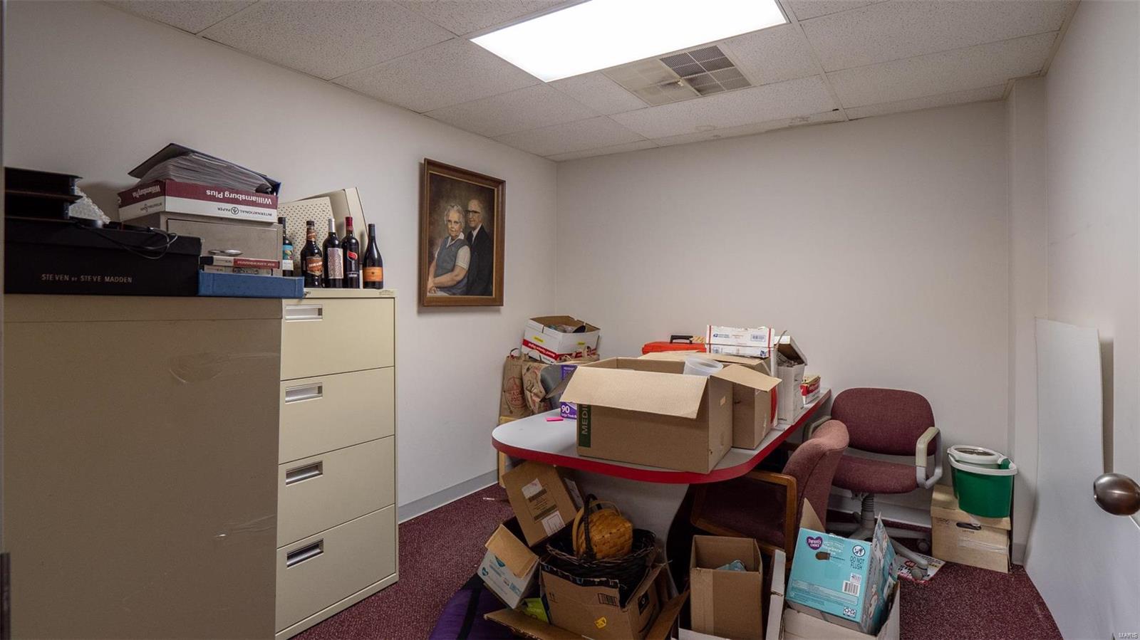 Charlack - Commercial Sale