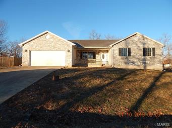 Come check out this 3 bedroom 2 bath home located in Northern Heights. Hardwood floors in the living room, kitchen and hallway. Carpet in the bedrooms. This can make a perfect investment opportunity either by living in it or using it as a rental.This property may qualify for seller financing (VENDEE) HIGHEST AND BEST DUE 1/22/19 3:00 PM. SpecialListingConditions: Foreclosure
