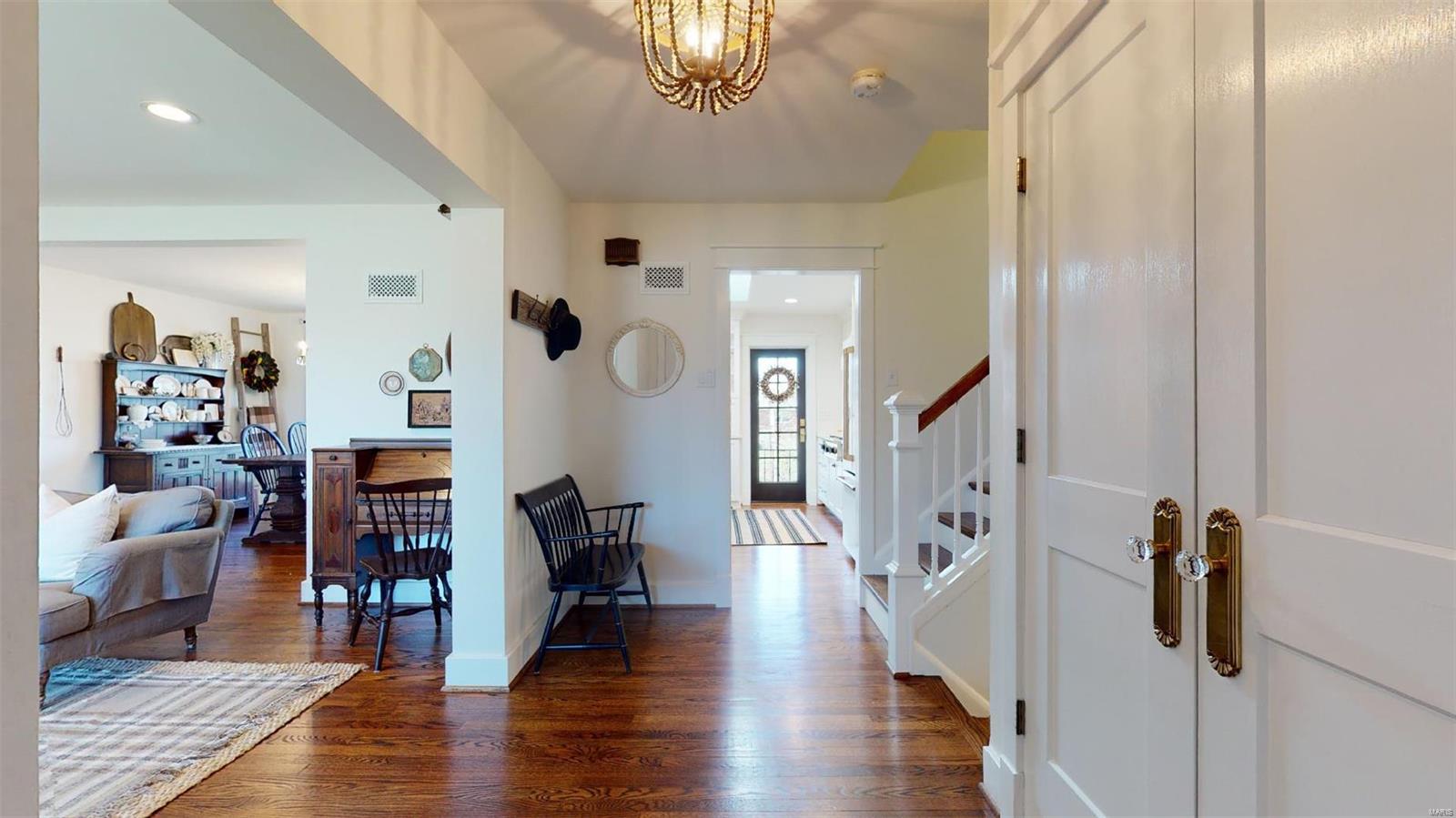 Char Bea Manor - Residential