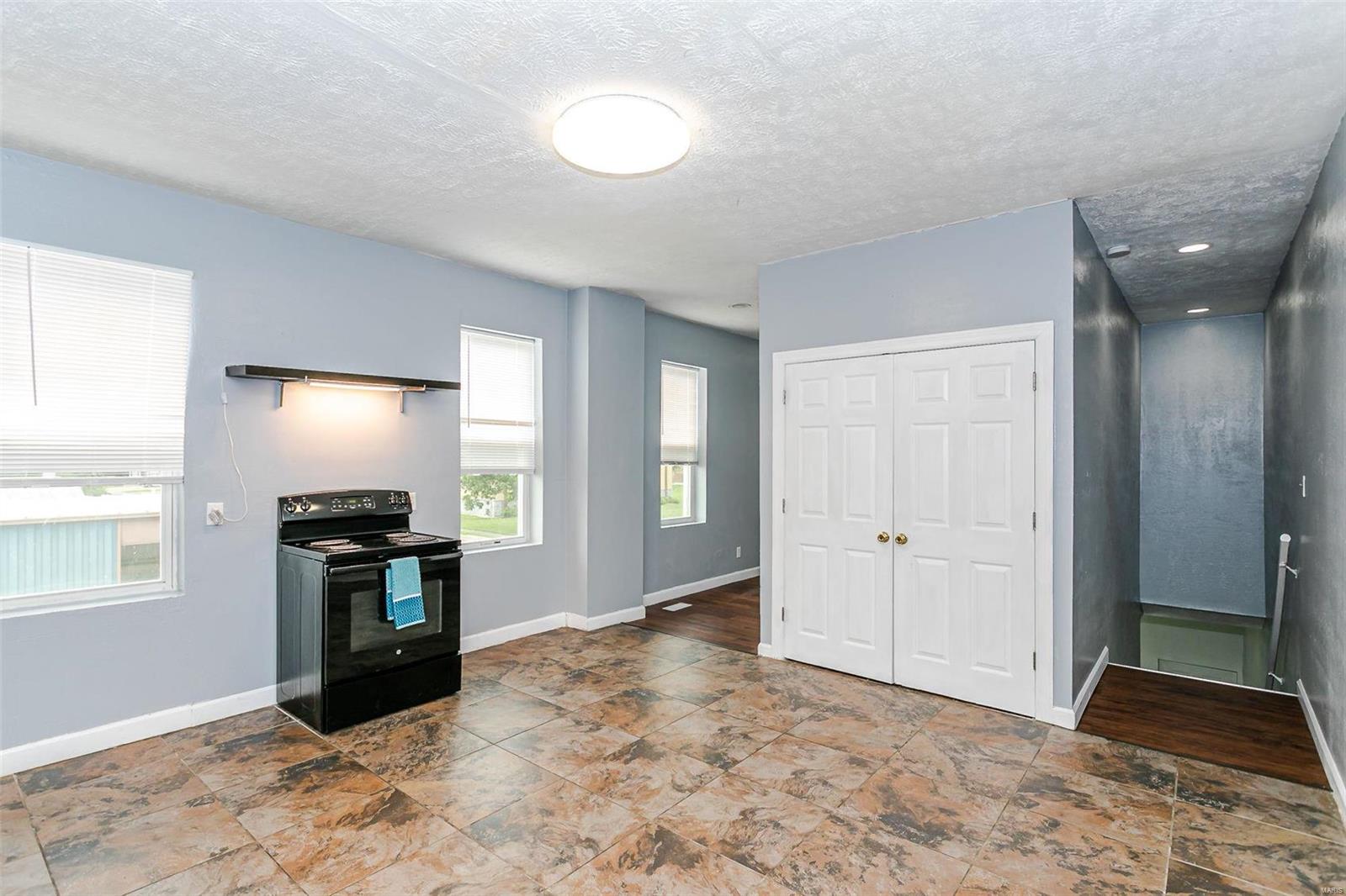 valley park - Residential Lease
