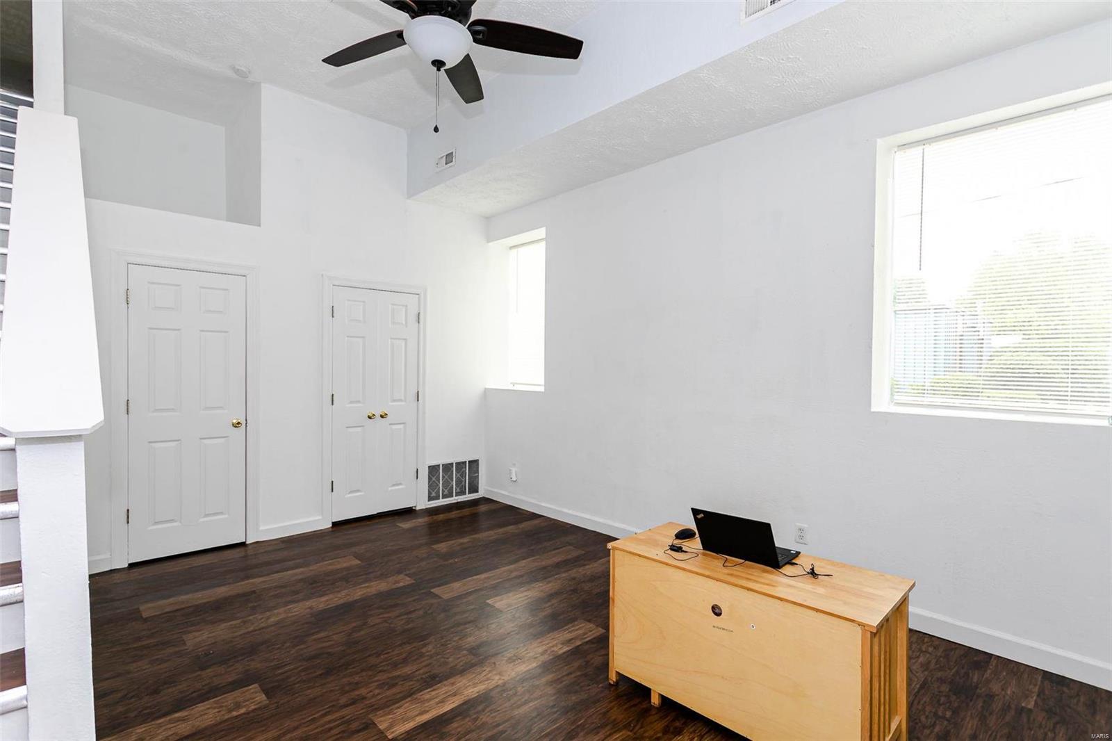 valley park - Residential Lease