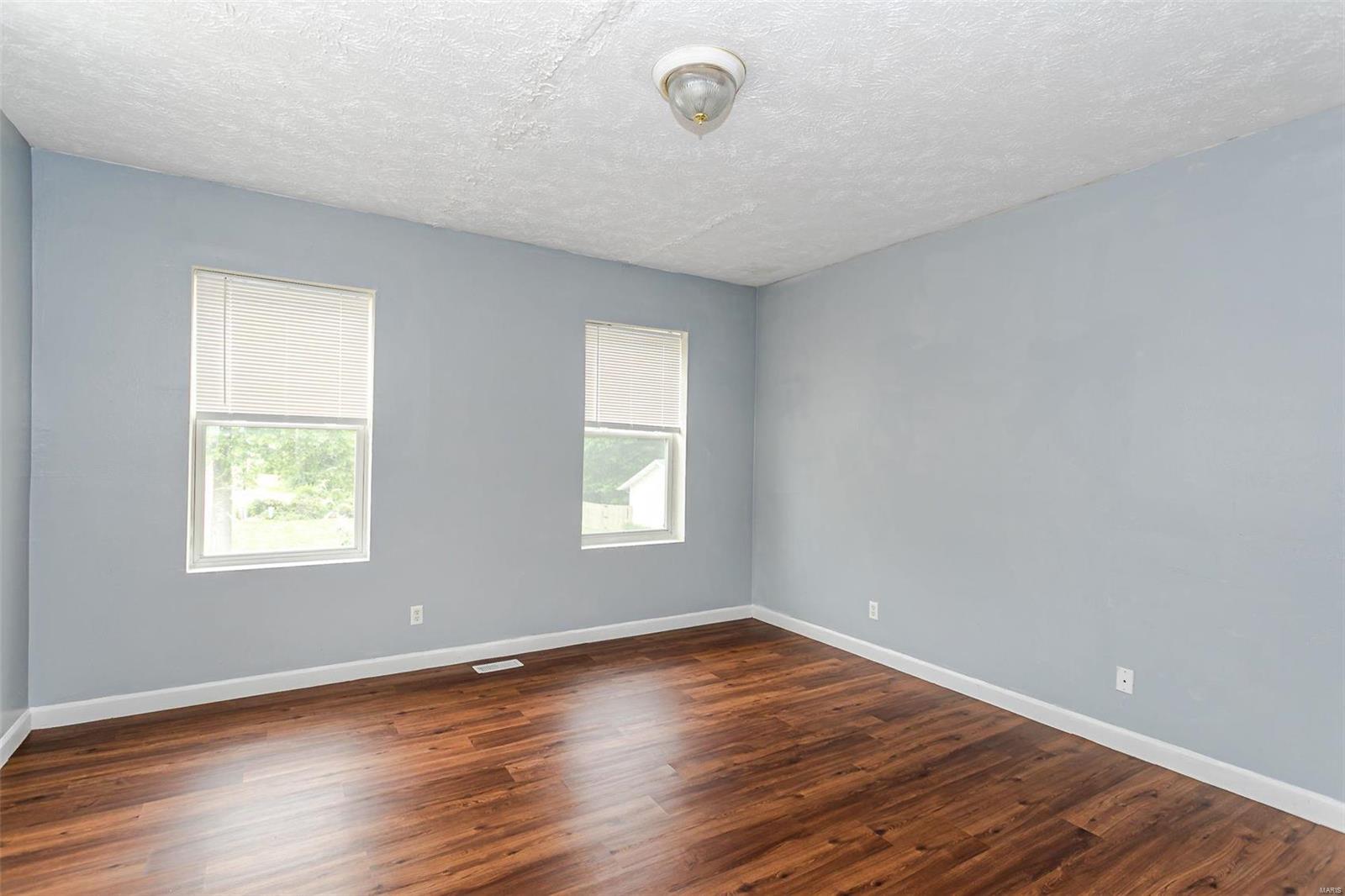 valley park - Residential Lease
