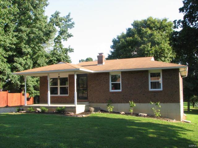 Nice brick home in town. 3 bedroom 1 1/2 bath completely remodeled and move in ready. Just a few miles from Black river and Hwy K bridge. Features include a 40x14 deck, appliances, full walkout basement, close to school, stores, bank on a quiet Cul-de-sac in Annapolis. $124,000