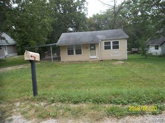Great new price! Indian Hills Lake, 2 bedroom 1 bath home sits on 0.24 acre! Property is being sold as-is. *** Freddie Mac First Look Initiative: Owner occupied offers first 20 days in MLS thru 08/08/2018. Owner occupied affidavit required (see attached). Special addendums after acceptance- min. $1000 earnest money in form of cashiers check payable to Listing Co. along w/ prequal/proof of funds required with all offers. “ Seller will not complete any repairs to the subject property, either lender or buyer requested. The property is sold in AS IS condition” SpecialListingConditions: Foreclosure