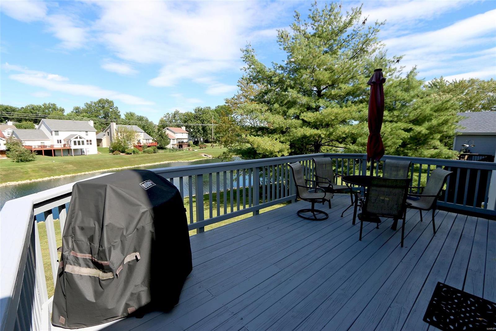 Twin Chimneys - Residential