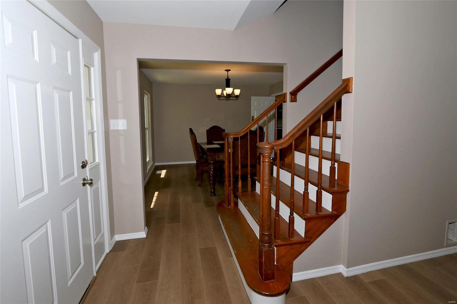 Twin Chimneys - Residential