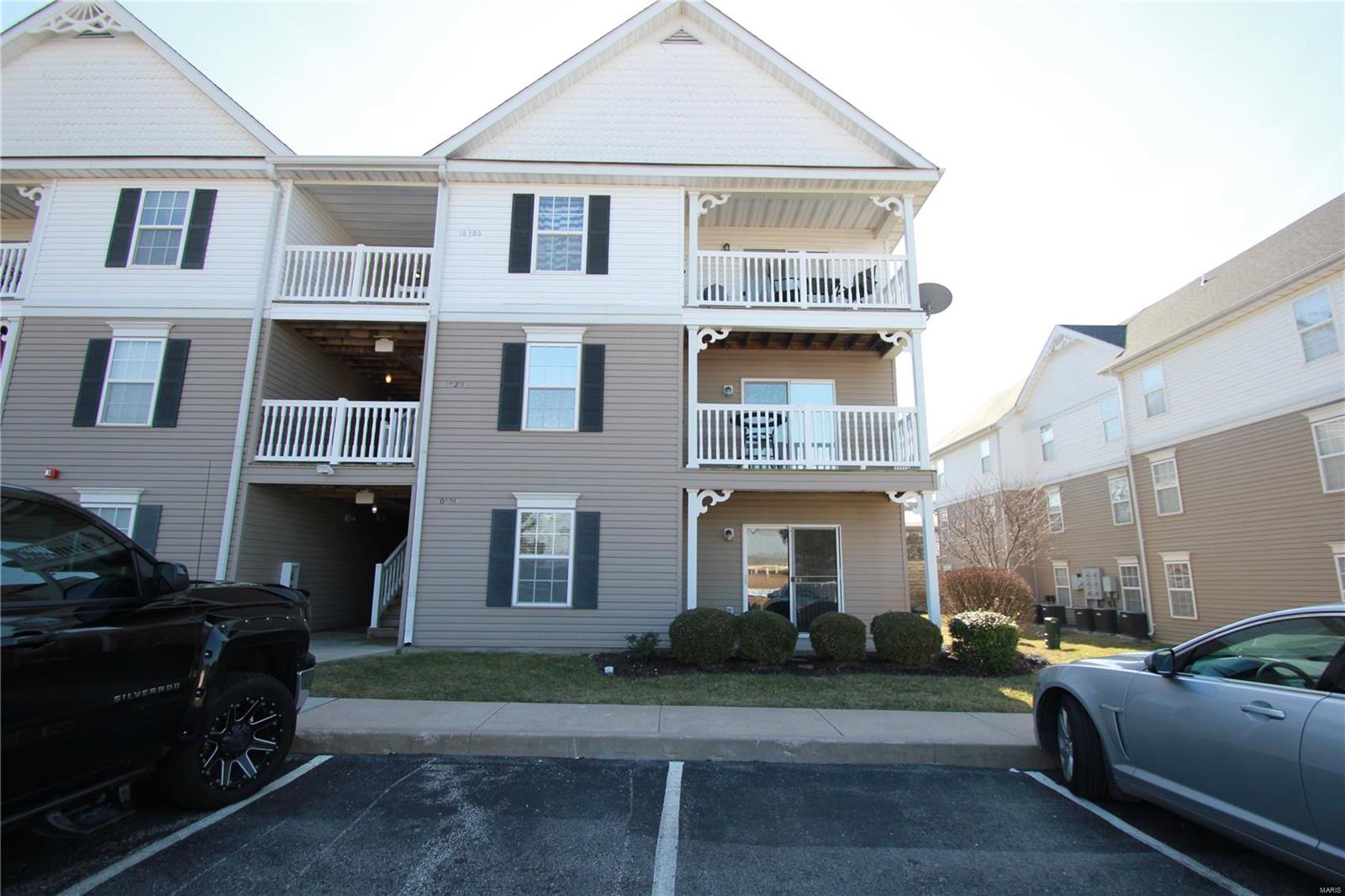 Springhurst Terrace #10 - Residential