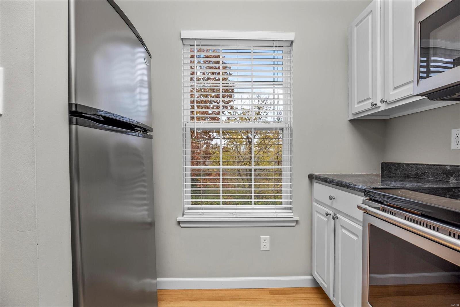 Bella Vista Condo #6 - Residential Lease