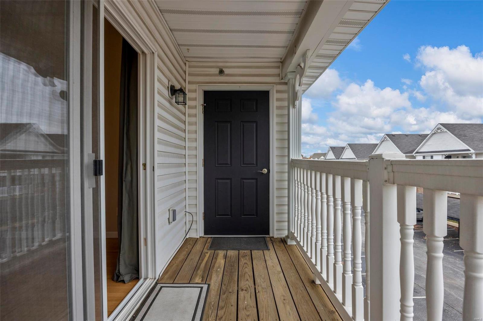 Bella Vista Condo #6 - Residential Lease
