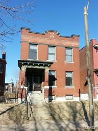 (c.)1908 OPEN SUN 3/8 FROM 1:00-3:00! Beautifully renovated Fox Park home leaves nothing to do but look forward to Spring. Stroll to Purple Martin, Lonas Lil Eats & Shaved Duck!. Historic character meets modern glam! Gleaming hardwoods throughout, romantic chandelier lighting, black 5 panel doors, & historically accurate trim earns rave reviews. Gorgeous living room w decorative fireplace. The kitchen you've been searching for w John Boos butcher block island, gray granite perimeter tops, dark maple cabinets, stainless appliances & walk in pantry. Gather w guests in adjacent great room, then feast in the formal dining! 1/2 bath finishes the 1st fl. Upstairs find 2 spacious beds, full guest bath & master suite of your dreams w huge closet. The private bath has walk in shower w linear tile surround & dble vanities. Convenient 2nd fl laundry! New high efficiency hvac, plumbing, water line, 200 amp panel, & lateral line. Summer bbq's at your place w privacy fenced yard & 2 car garageport.