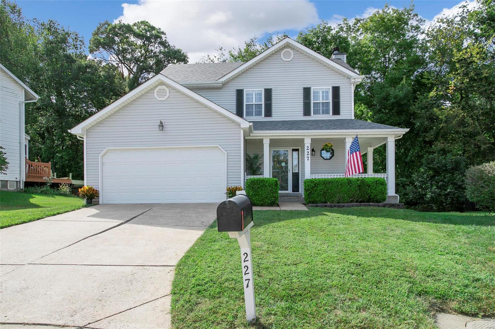 You're going to want to drop everything to come check out this beautiful two story three bedroom three bathroom home located in Valley Park! Features an open floor plan, granite counter tops in kitchen and master bath, plantation shutters, sky lights and vaulted ceilings in master bedroom. All new carpet in 2018 and new roof in 2015. Located in a friendly cul-de-sac, backing to woods with a beautiful stone patio and fire pit-just in time for fall! Schedule soon because this home won't last long! 
What we LOVE:
We LOVE the fall season! Backing to woods gives you the perfect place to hang out when it cools down. Between the stone patio, fire pit and the privacy its a great place to hang out with the neighbors. There is also a lot of wildlife in the woods from big bucks, red fox, to the hooting of owls at night. We also love the neighborhood and have met some of our best friends on Wynstay Ave! .
