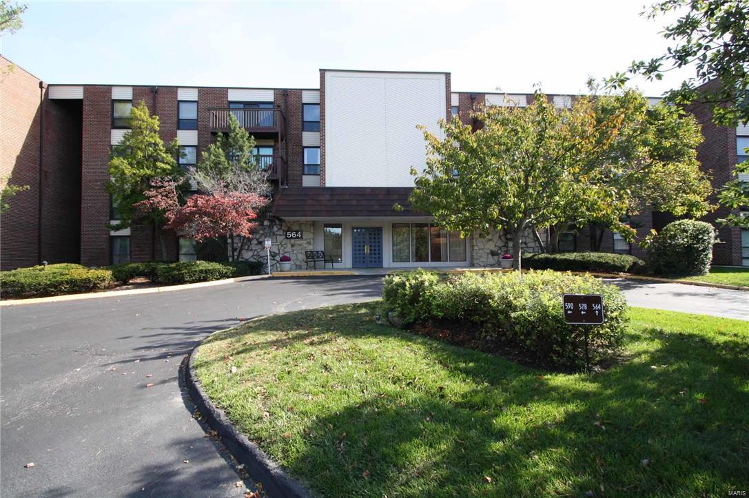 Beautiful updated 3 BR/2 bath condo in move-condition… in an elevator, secured building.  Renovated kitchen with stainless appliances, additional cabinets, a wine cooler and opens to GR.  Huge master BR with a large, organized walk-in closet and two additional closets. Buyers will love the floor plan, the wonderful natural light, neutral palette and deck with golf views.  In unit Washer and dryer are included along with an assigned garage parking spot.  Other updates include some newer flooring, windows and light fixtures.  Complex has pool and pool house.  Convenient access to dining, shopping, interstate highways and many medical facilities. Location: End Unit