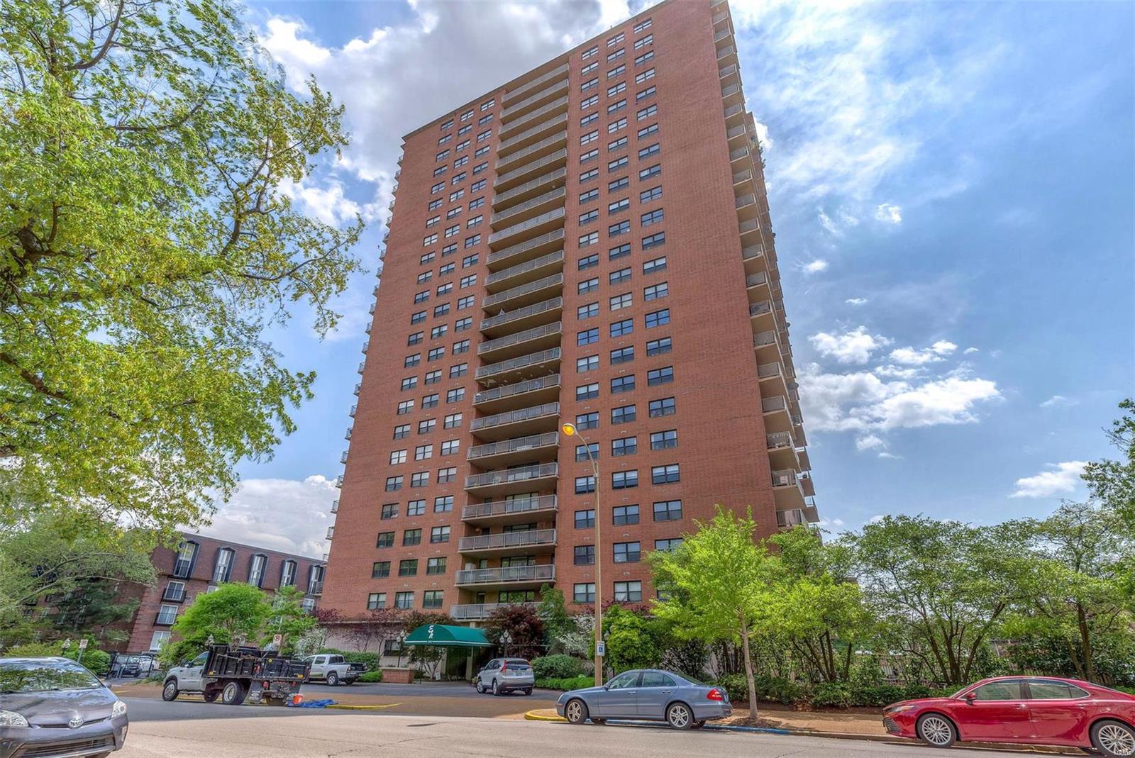 Luxurious, Executive House Condo, located on the 23rd Floor! You will fall in love the minute you walk through the door with its’ breathtaking views. This beautiful condo has been completely renovated, with new wood flooring, heated bathroom floor, custom kitchen with solid surface counter top, plus a Murphy bed (for guests) & custom closets.  State of the art electronics are located throughout the unit, & “Alexa” is there to make life easier…from closing the electronic blinds, to turning down the lights, to playing music through the surround sound stereo system located throughout the unit and the balcony!  Enjoy a glass of wine, after a long day, & throw dinner on the grill, while relaxing on the balcony and taking in the fabulous view. This unit comes with one garage parking space, one over-sized storage unit, 24-hour security, elevators, and a beautiful outdoor pool. Walking distance to Forest Park, the CWE shops, restaurants & Whole Foods. Location: City