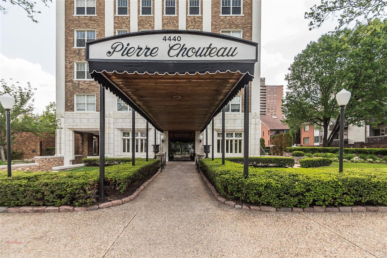 THE SELLERS HAS AGREED TO PAY UP TO $5000 TOWARDS CLOSING COSTS AND PREPAIDS AS WELL AS THE FIRST THREE MONTH OF CONDO FEES. ABSOLUTELY STUNNING!!! 3000+ sq ft condo in the Historic Pierre Chouteau. Two units masterfully renovated into one gorgeous light filled unit. You will be in awe of the space from the moment you enter into the grand foyer, arched columns to the dining room and the expansive living room. This condo features separate sleeping quarters on opposite sides of the unit...perfect for a private master suite on one side and guest suite on the opposite side. There is a spacious family room/den which is ideal for a comfy TV room in which to relax. A special feature is the large in unit laundry/craft room which included lots of counter and cabinet space. This unit features views east, west, north & overlooks the beautiful Cathedral Basilica. The rooftop deck has a breathtaking panoramic view of our beautiful city! 24/7 desk attendants, Zoned HVAC & 2 reserved parking spaces! Location: City, End Unit