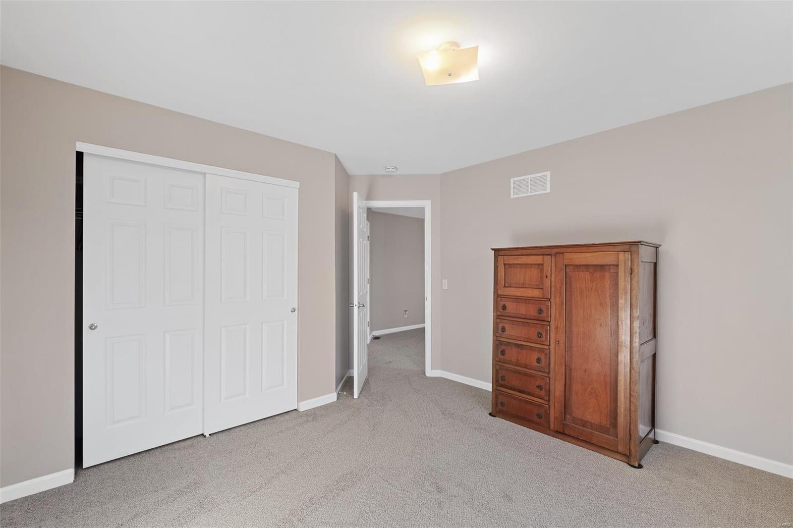 Locksley Manor #3 - Residential