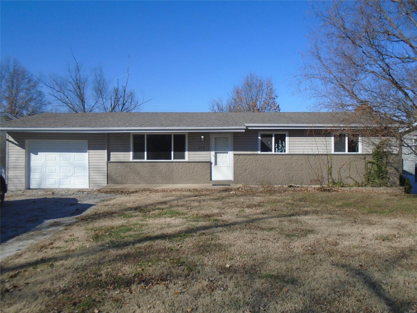 OUTSTANDING OPPORTUNITY!!! This fantastic Grey Summit ranch is sure to please! Large rooms, great lot, finished basement and more!  All electric systems, fireplace in the finished basement, newer roof, vinyl siding, and tons of potential make this one a WINNER! Schedule a showing today! Property is to be sold in its current as-is condition with no warranties or representations by the Seller. Seller will not make repairs nor provide any inspections. Seller's addendum is required after terms of sale are agreed upon. Special Sale Contract (Form #2043) required. Proof of funds or pre-approval letter required with offer SpecialListingConditions: Foreclosure