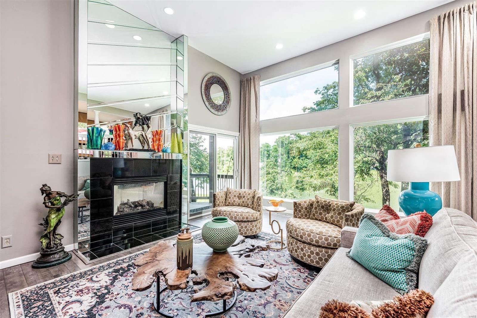 Chesterfield Lakes - Residential