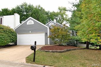 WELCOME to this fantastic 2 bedroom (additional sleeping area w/closet on lower level), 3 bath residence. You will want to call it home the moment you step inside! The vaulted entry foyer & Great Room with gorgeous Palladian window provide an unexpected sense of spaciousness. Recent updates include: custom colored siding (2014); architectural shingled roof (2014); outdoor light fixtures (2014); ceramic tile flooring in kitchen & entry that looks like travertine (2014); Mora hand-scraped dark wood hardwood floors (2014); carpeting in bedrooms (2014); ceramic tile, vanity & fixtures in master bath (2015); air conditioner (2011); new deck (2015); new retaining wall (2014); new dishwasher, built in microwave (2013).  Gorgeous finished basement includes rec room, sleeping area with closet and a full bath. The home has been freshly painted and presents beautifully!  Enjoy the many community amenities including club pool & tennis whilst residing in the award winning Parkway school district.