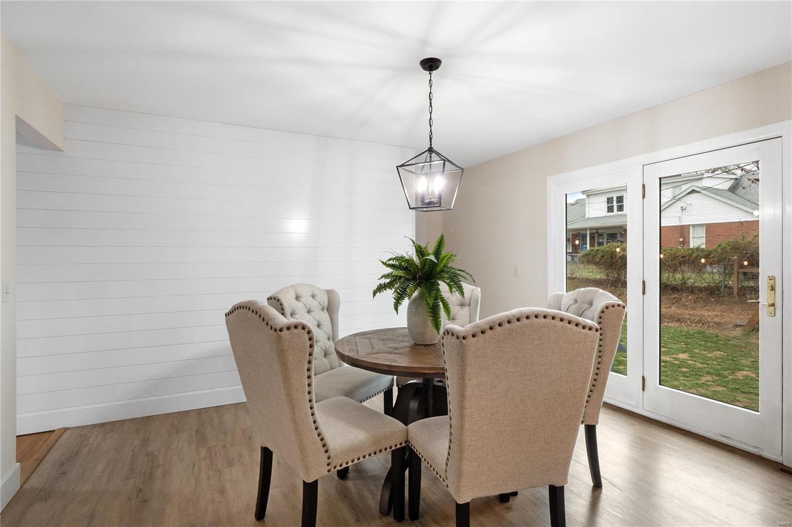 Elmwood Manor #5 - Residential