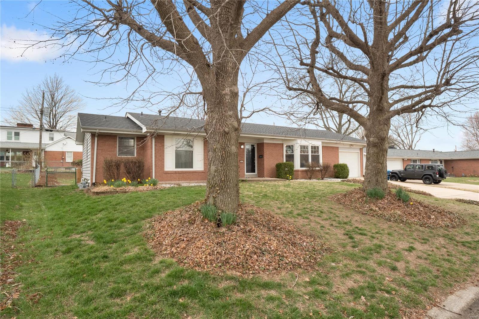 Elmwood Manor #5 - Residential
