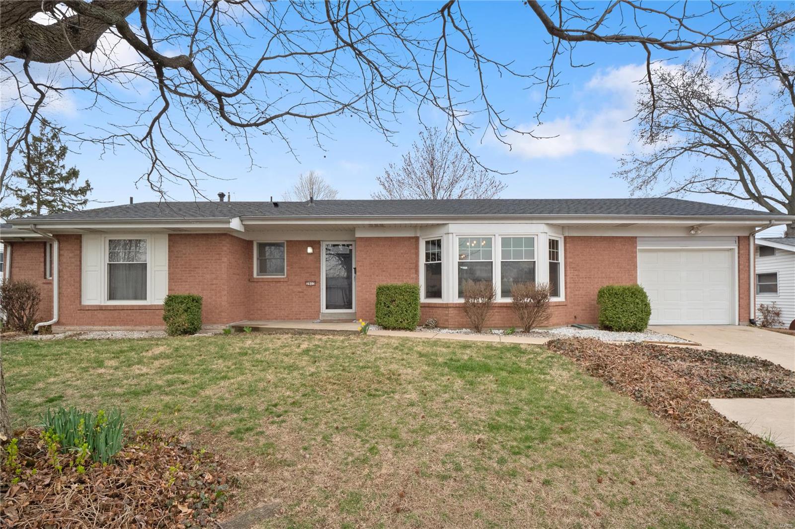 Elmwood Manor #5 - Residential