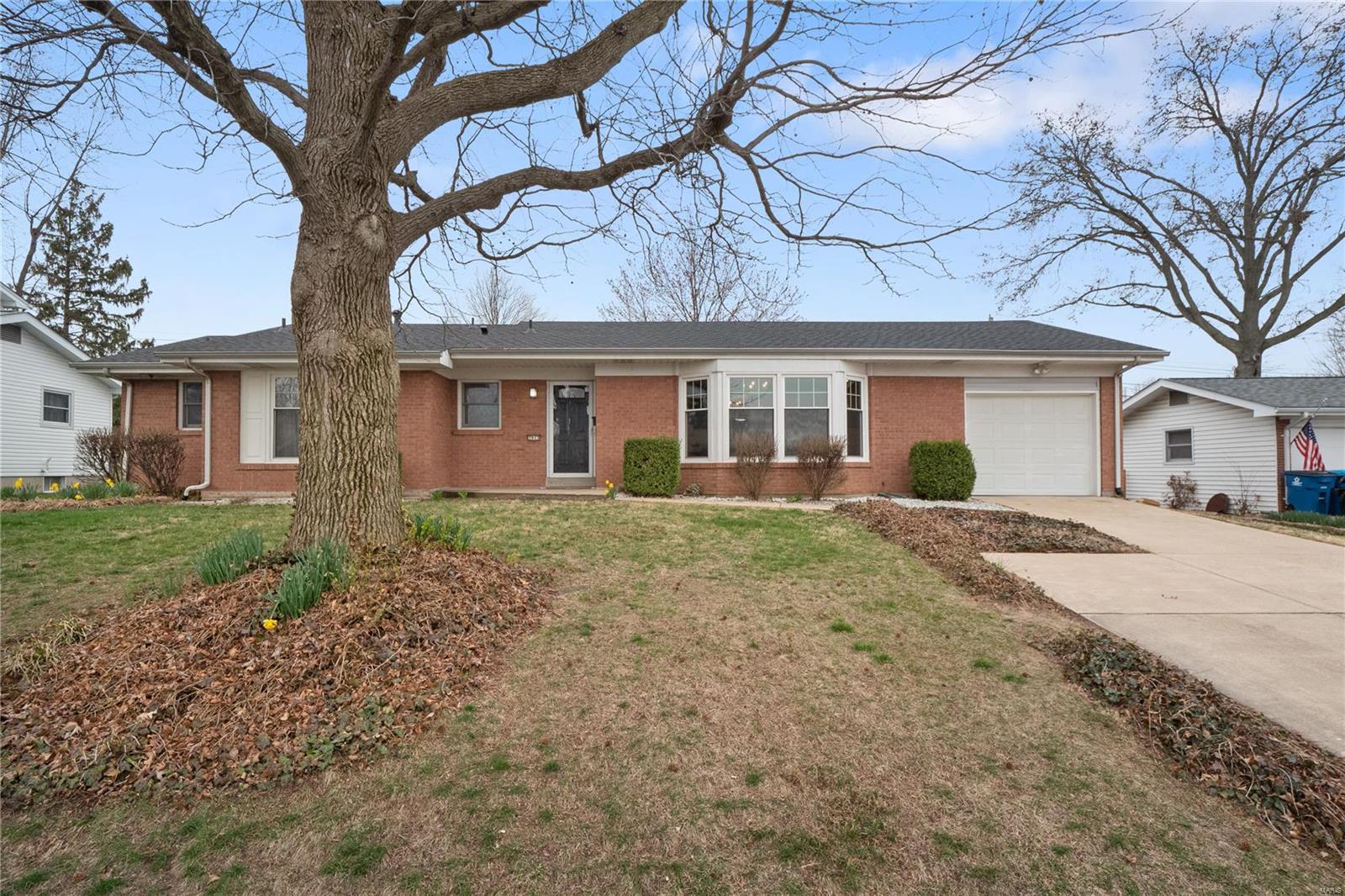 Elmwood Manor #5 - Residential