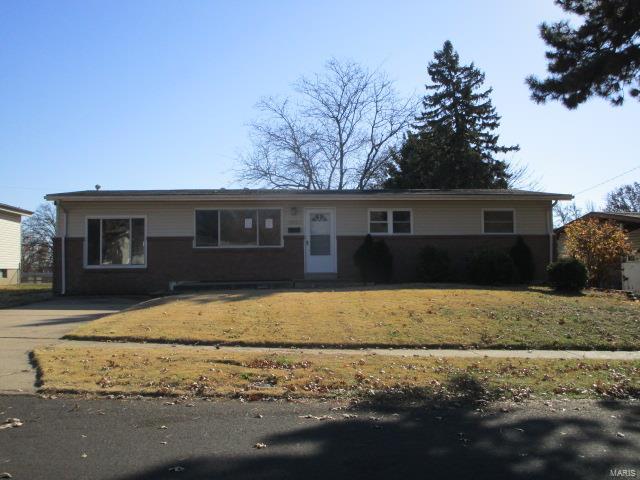 3 bedroom, 2 bath, main floor family room ranch style home.  Really nice home with spacious kitchen and finish basement.  Park like yard.  HUD acquired property. Please refer to HUD website for the most recent bidding period details and information. Property being sold AS IS. All utilities are turned OFF. Please use discretion when showing and bring a flashlight. Case # 292-539730. FOR UTILITY TURN ON, APPROVAL MUST BE GRANTED IN ADVANCE FROM HUD’S FIELD SERVICE MANAGER. IN CASES WHERE PLUMBING DEFICIENCIES EXIST, APPROVAL FOR WATER TURN-ON MAY BE DENIED.