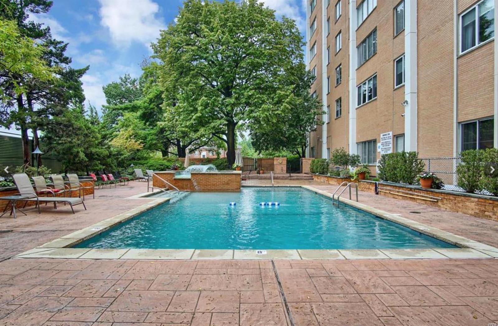 Hanley Towers Apt Condos - Residential