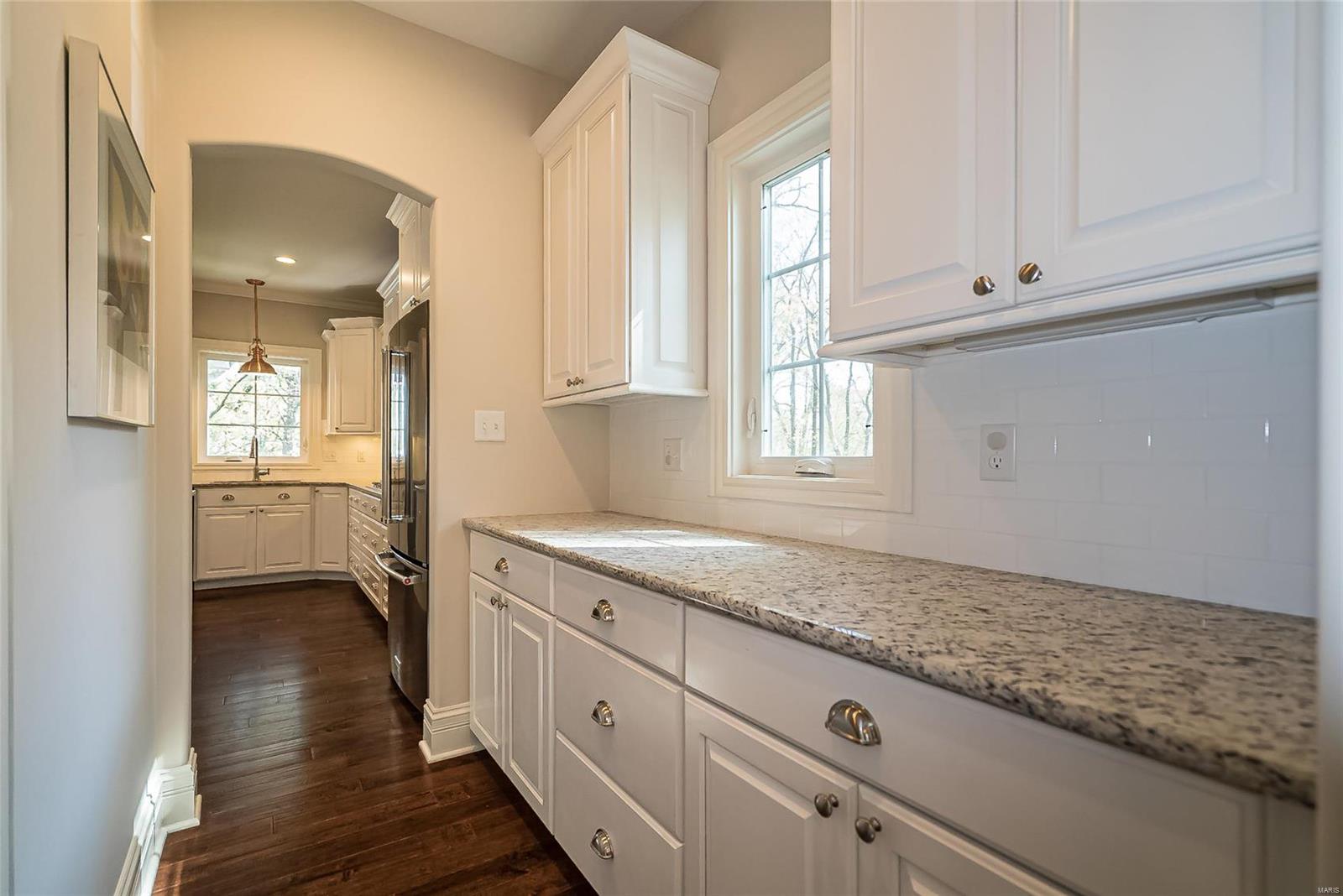 Doerwood Manor - Residential