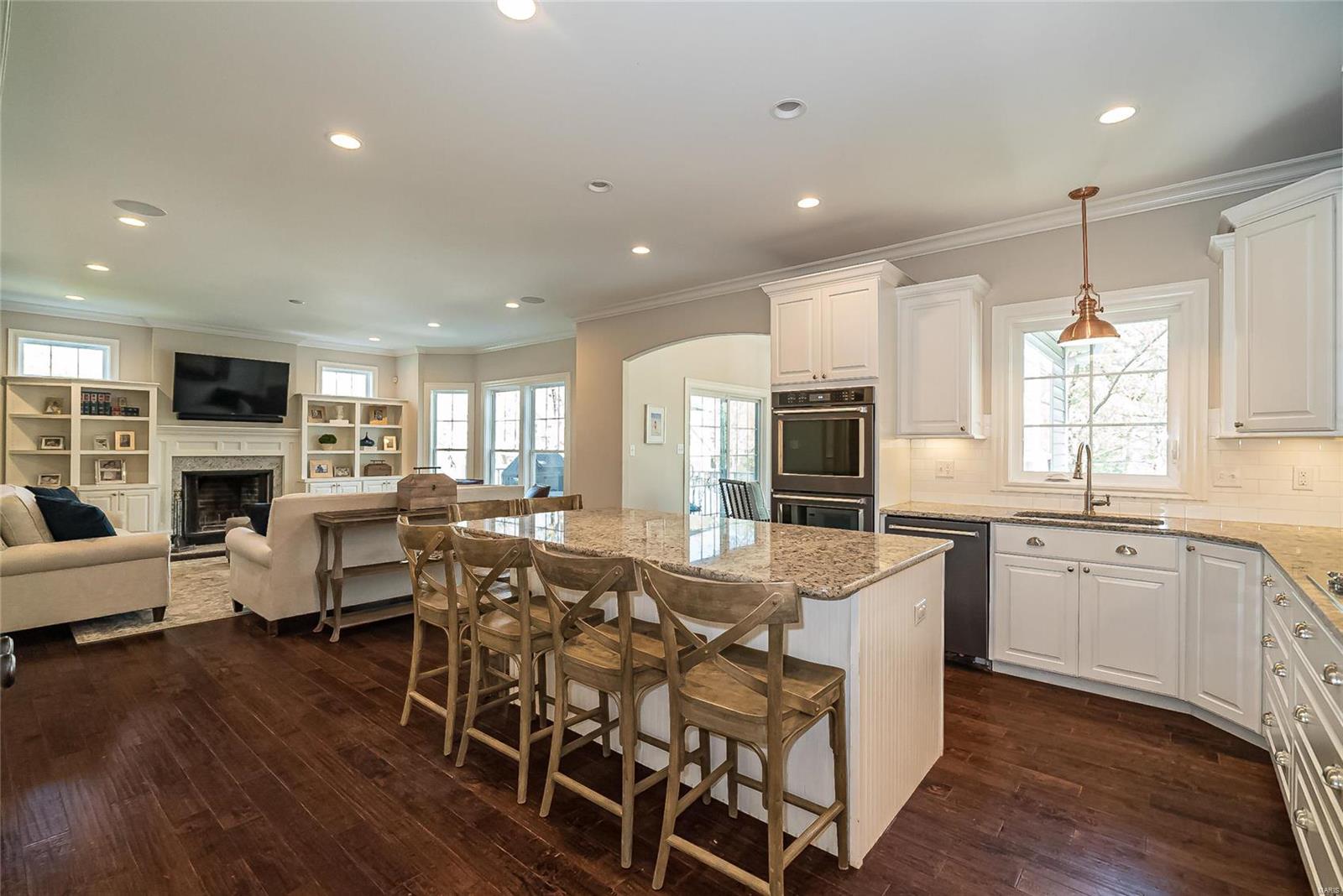 Doerwood Manor - Residential
