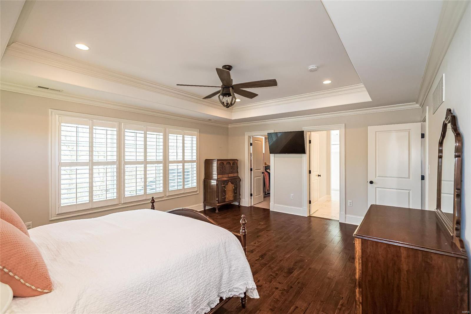 Doerwood Manor - Residential