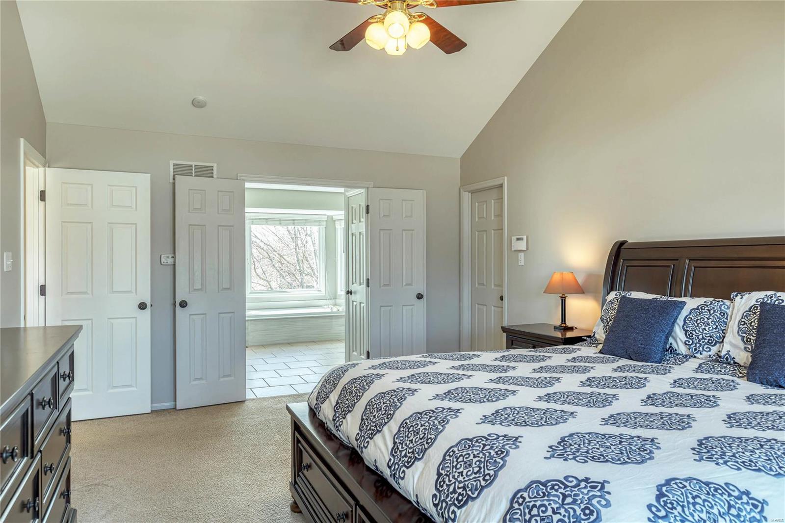 Manors Of Town & Country Regency Manor - Residential