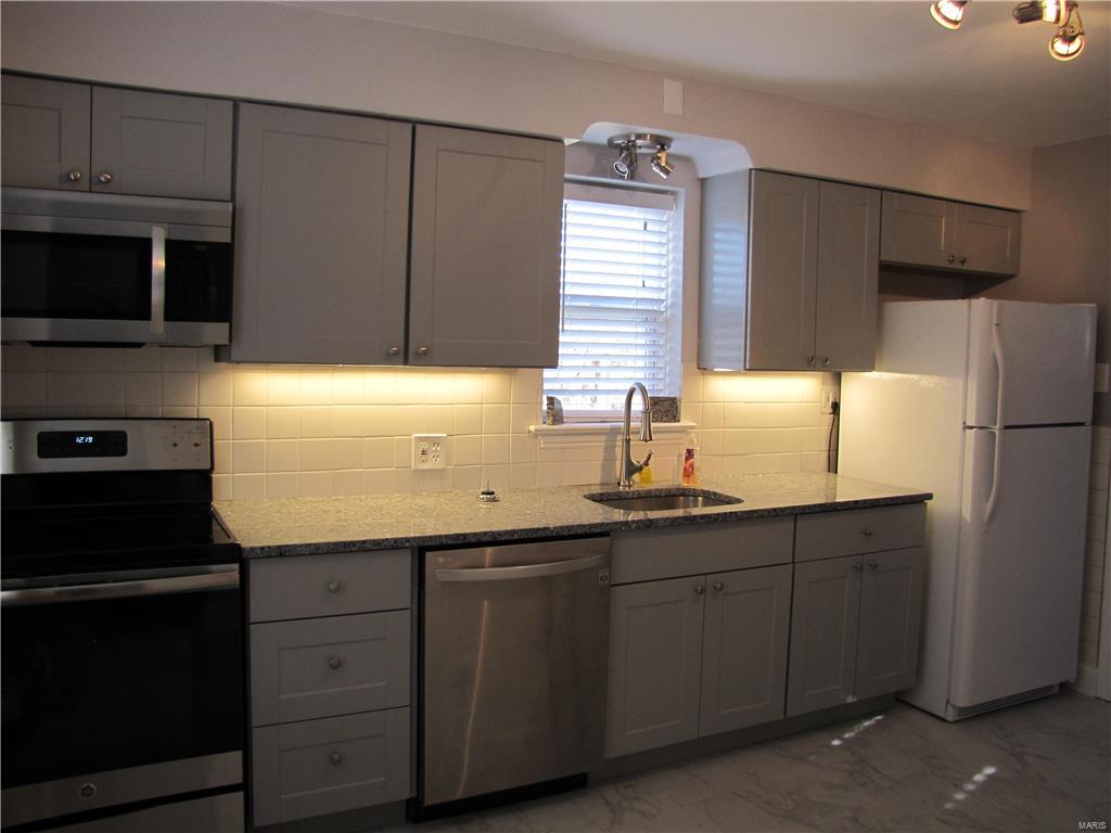 Carondelet Commons Blk P; - Residential