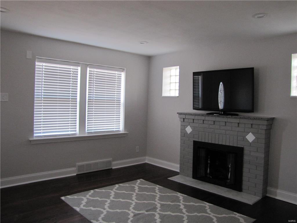 Carondelet Commons Blk P; - Residential