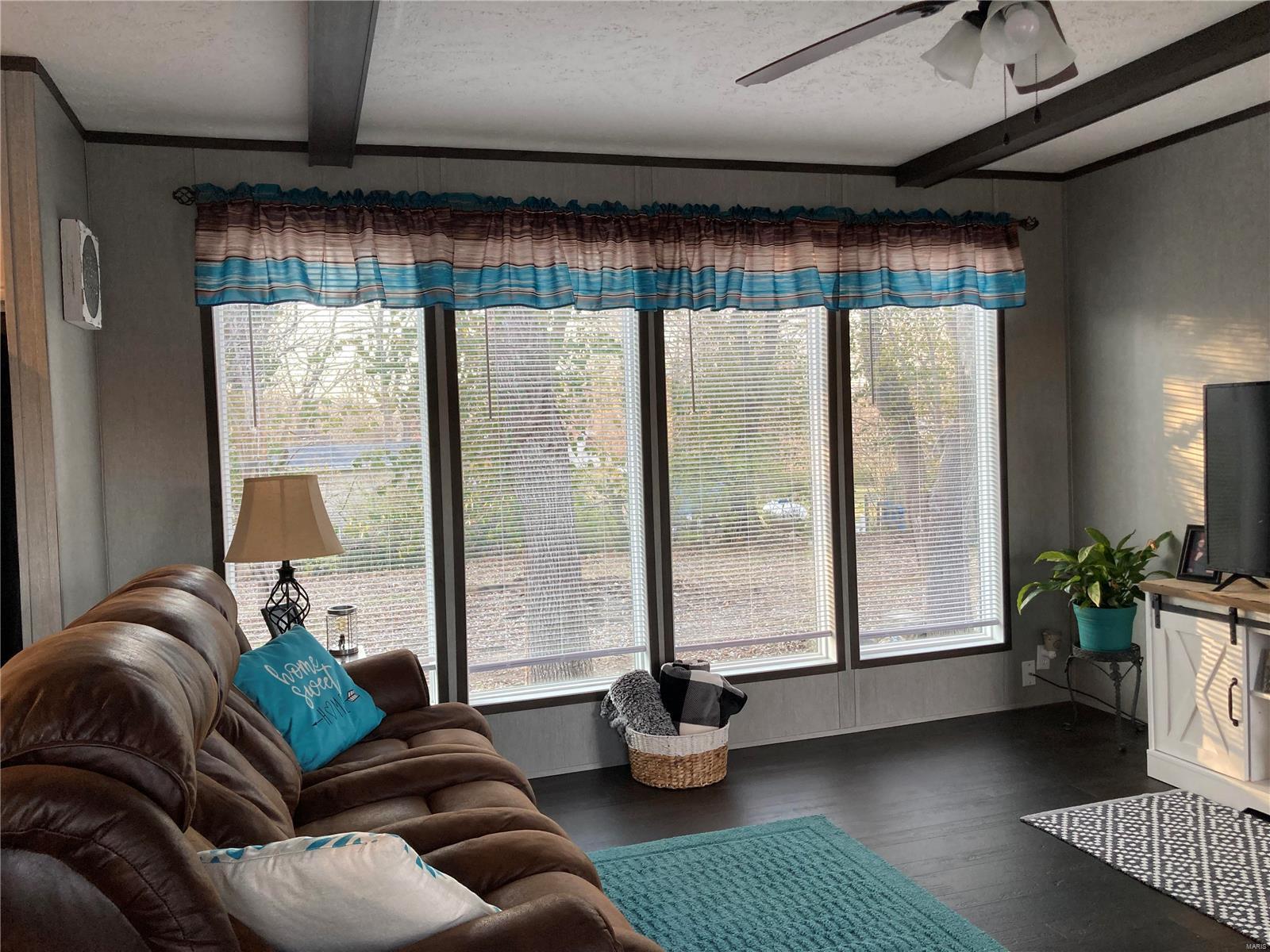 Montgomery River - Residential
