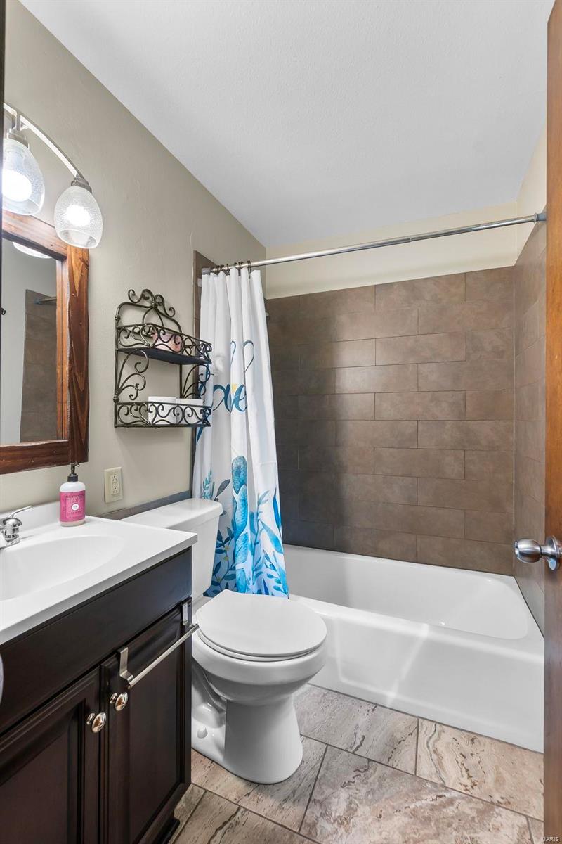 Twin Lakes - Residential