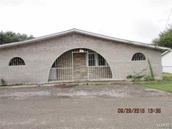 Unique property located in the community of Rockview, between Scott City and Chaffee.  Lots of space for the dollars with 4 bedrooms and two full baths.  Large kitchen with separate dining area.  Property does need some work and has been priced accordingly. SpecialListingConditions: Foreclosure