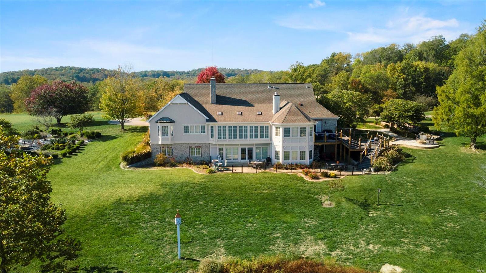 Dux Landing - Residential