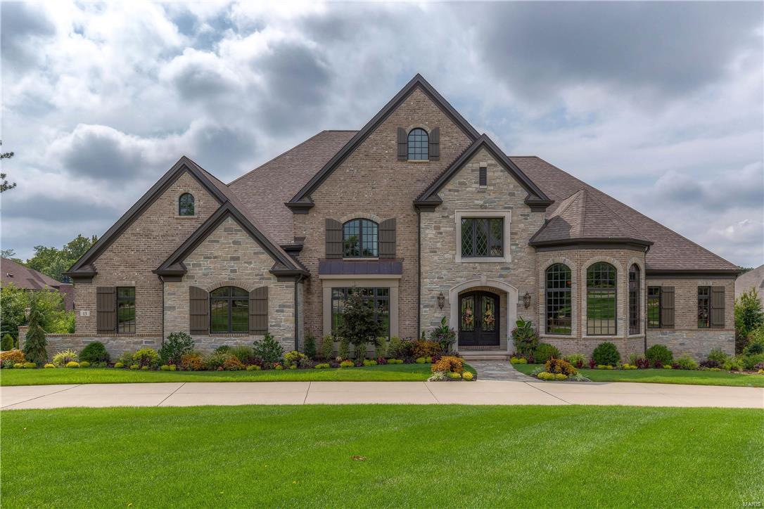 Town & Country Manor - Residential