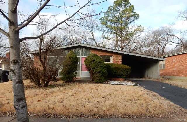 Great opportunity!!  Ranch home with 3 bedrooms, living room and formal dining room located on a cul de sac.  There are hardwood floors under the carpet, a covered carport and side entry right into the spacious kitchen.  The basement is partially finished.  Lots to appreciate here. SpecialListingConditions: Foreclosure