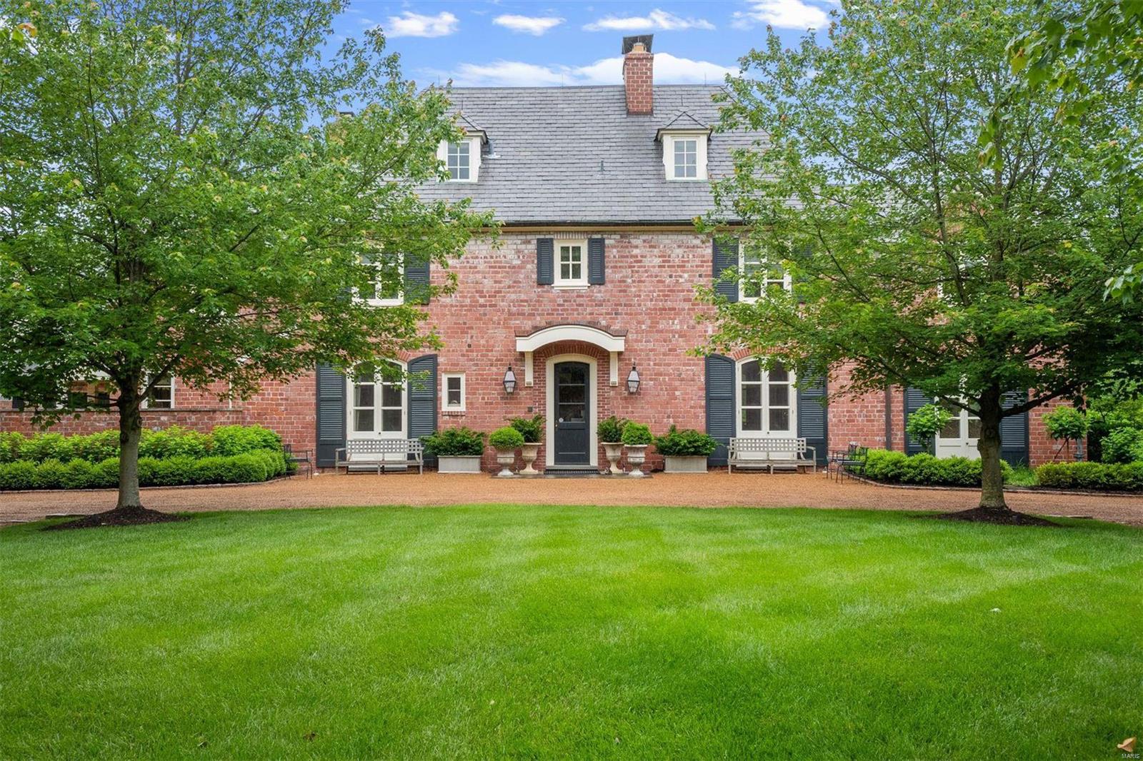 Warson Corner - Residential